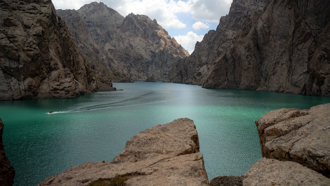 Jezero Kel-Suu – Kirgistan