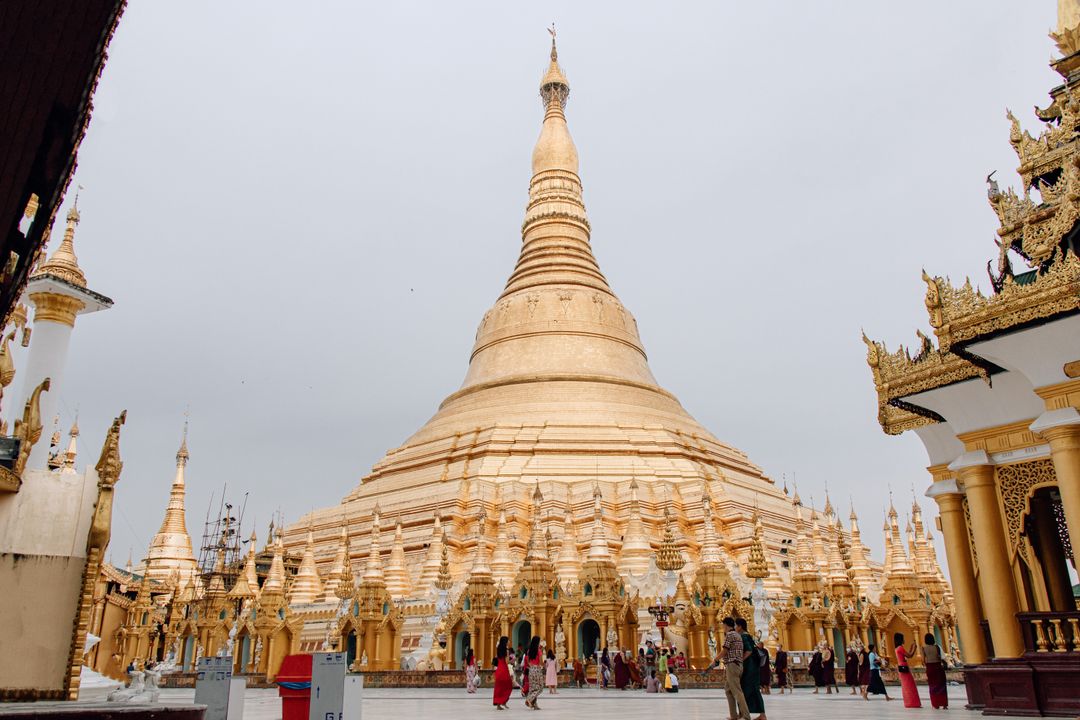 Pagoda Švedagon, Jangon – Mijanmar